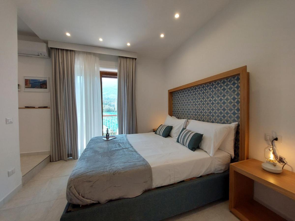 Mistral Luxury Suites Sorrento Exteriér fotografie