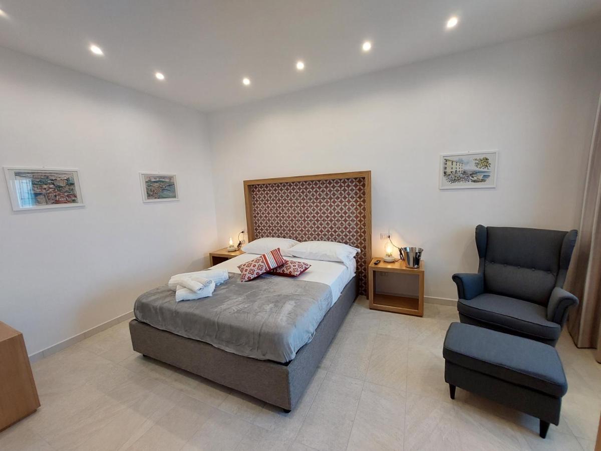 Mistral Luxury Suites Sorrento Exteriér fotografie