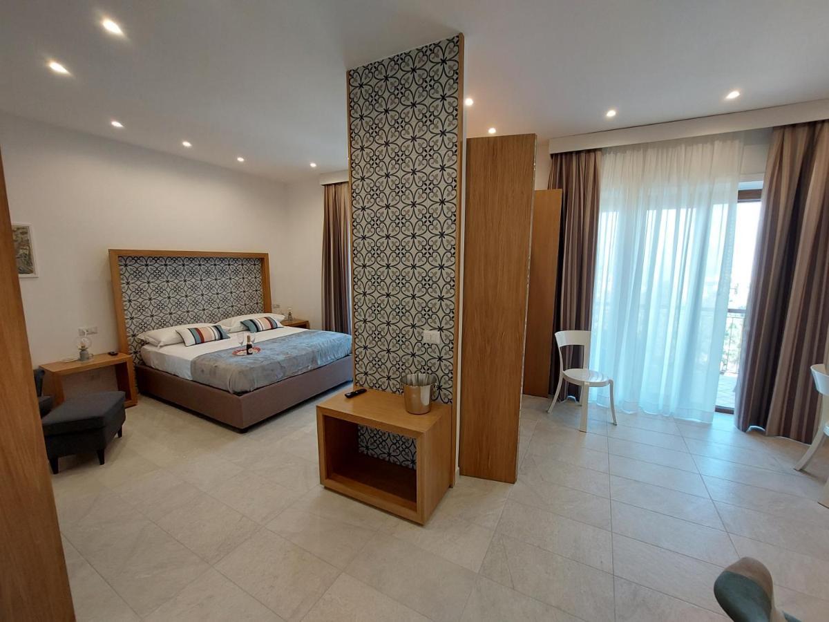 Mistral Luxury Suites Sorrento Exteriér fotografie