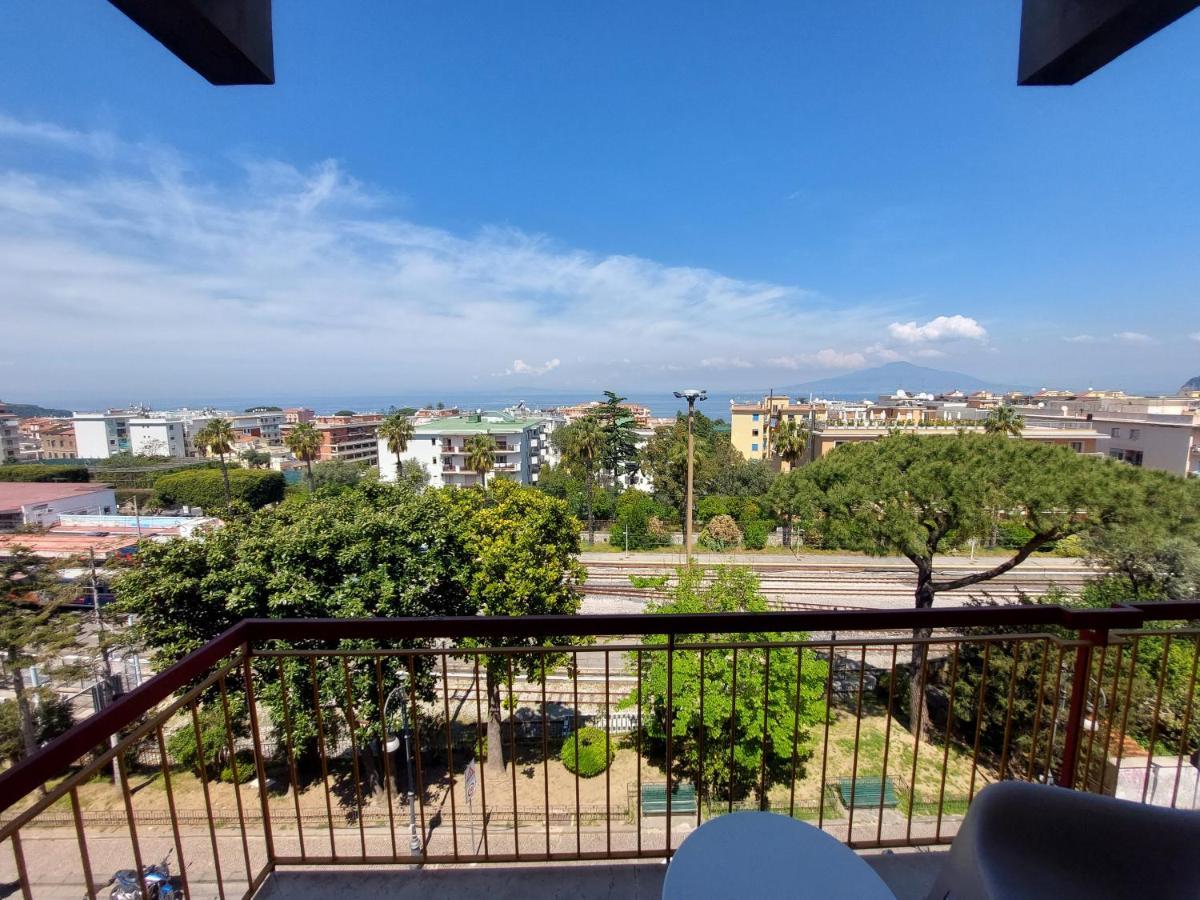 Mistral Luxury Suites Sorrento Exteriér fotografie