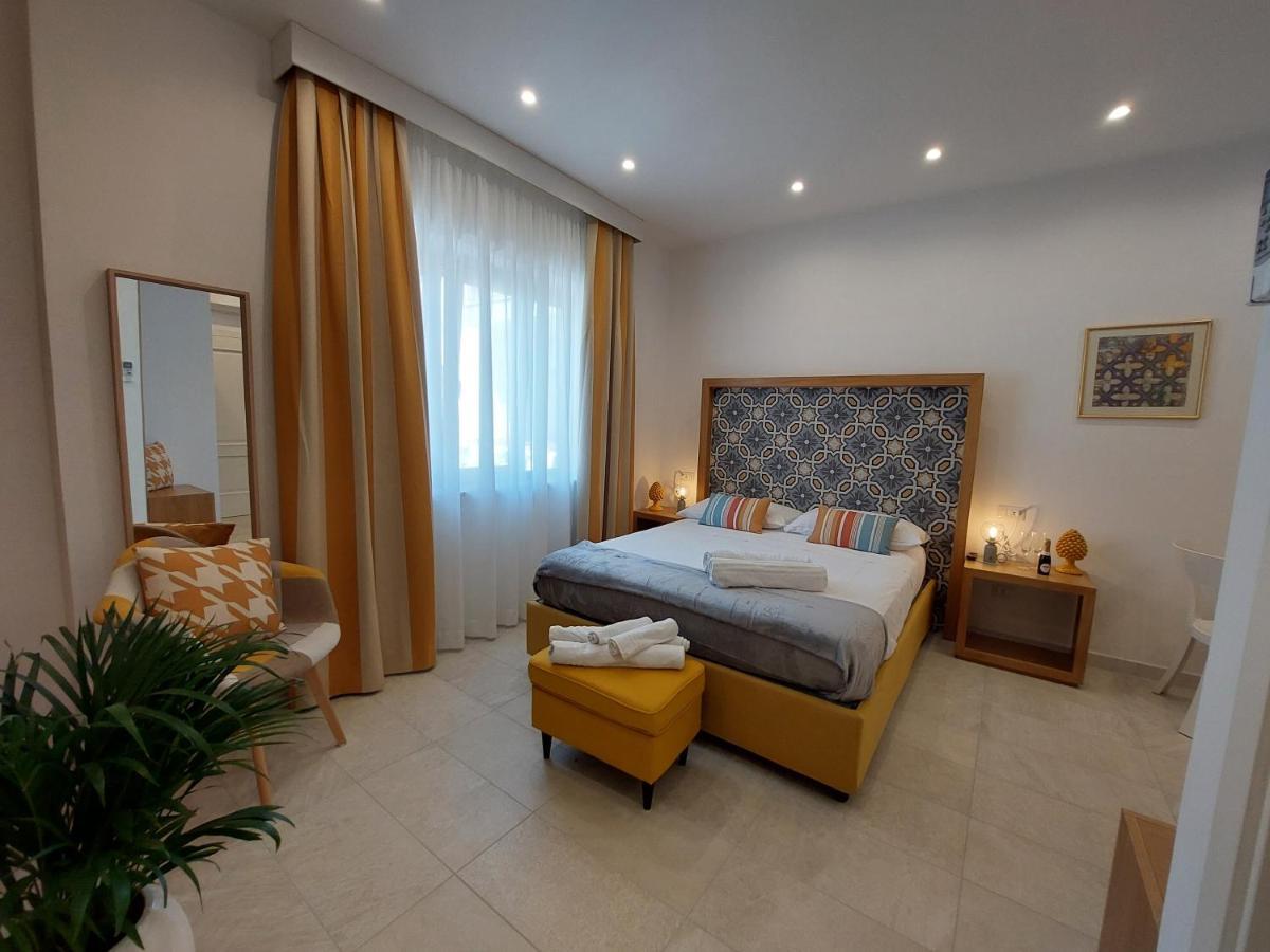 Mistral Luxury Suites Sorrento Exteriér fotografie