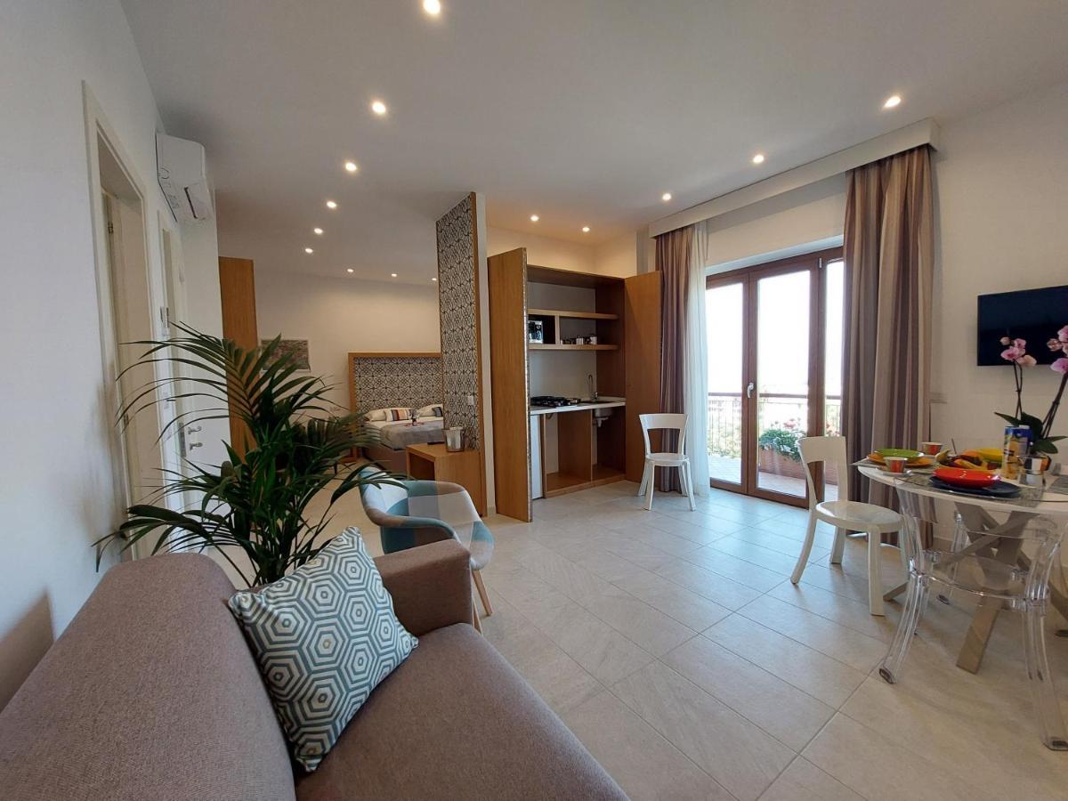 Mistral Luxury Suites Sorrento Exteriér fotografie
