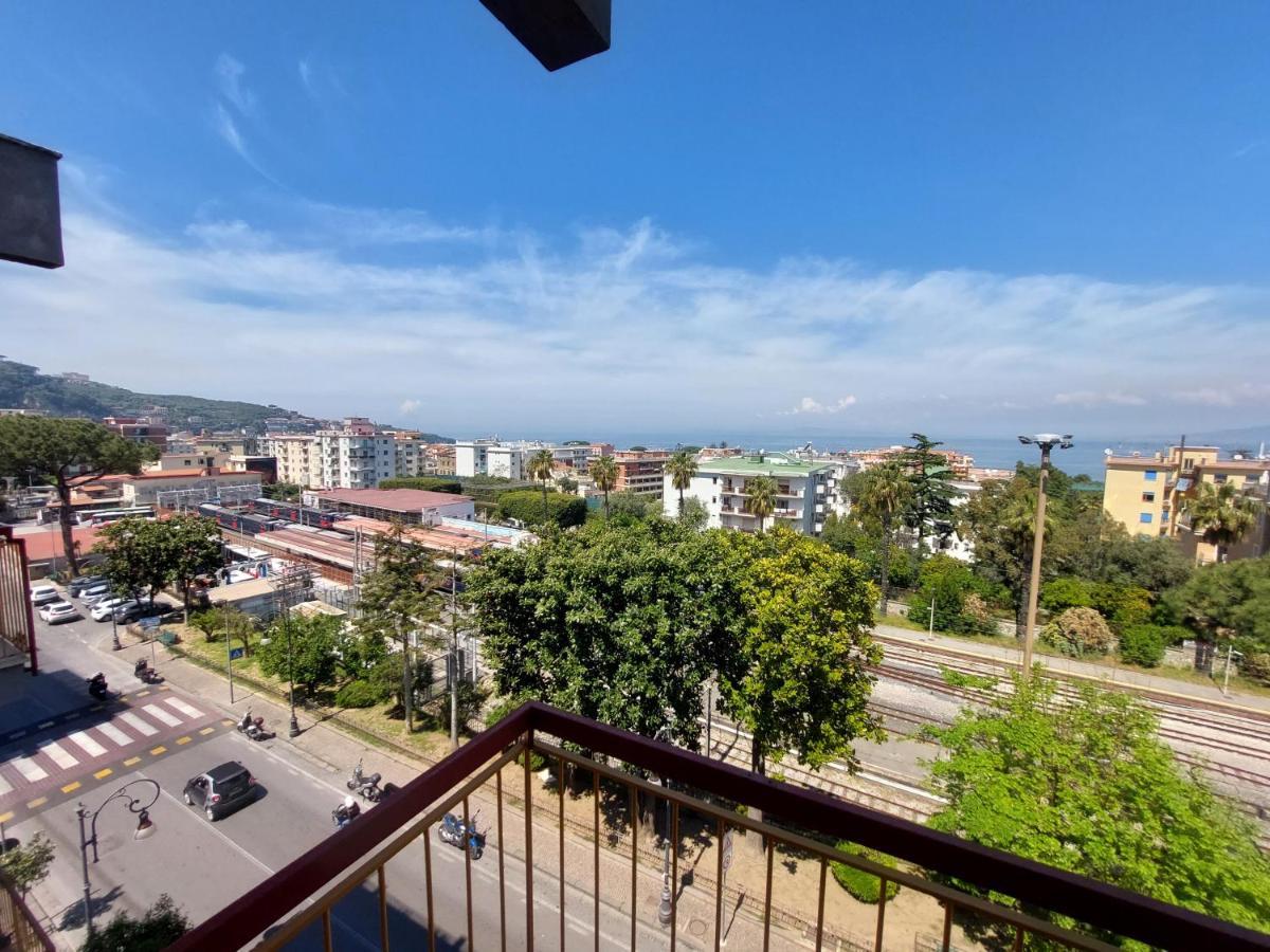 Mistral Luxury Suites Sorrento Exteriér fotografie