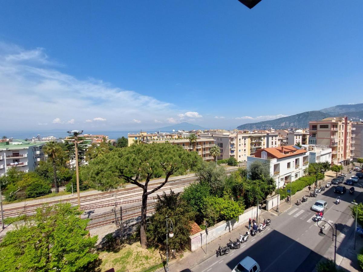 Mistral Luxury Suites Sorrento Exteriér fotografie